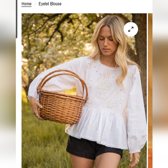 NWOT Sonderhaus White Eyelet Blouse - Picture 1 of 8